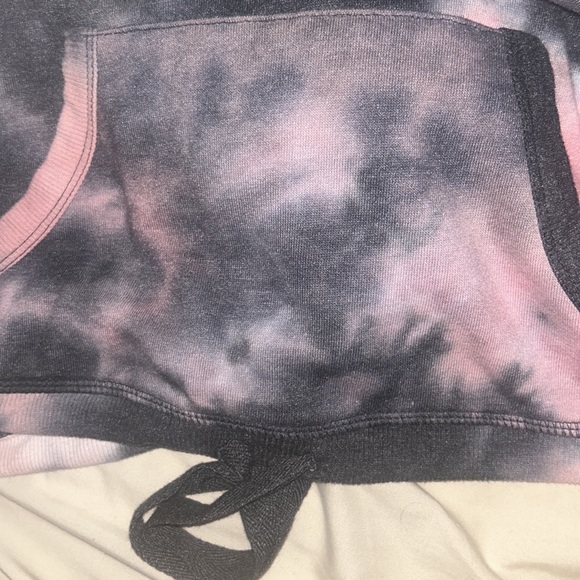 Steve Madden Pink and gray tie dye sweat set, never worn, size L, comfy!! - Picture 3 of 3
